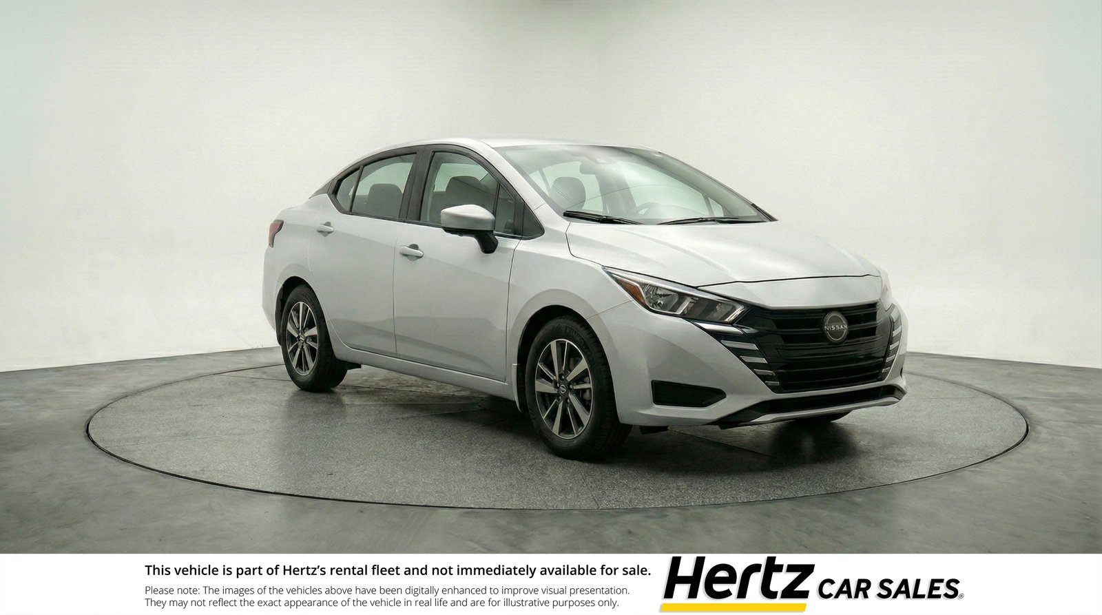 Used 2025 Nissan Versa SV image 1