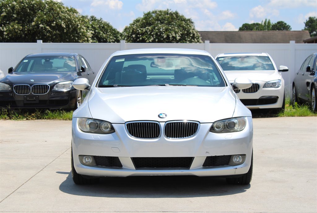 Used 2009 BMW 328i Convertible image 3