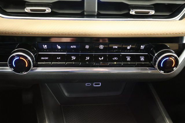 New 2026 Chevrolet Equinox ACTIV w/ Convenience Package III image 20