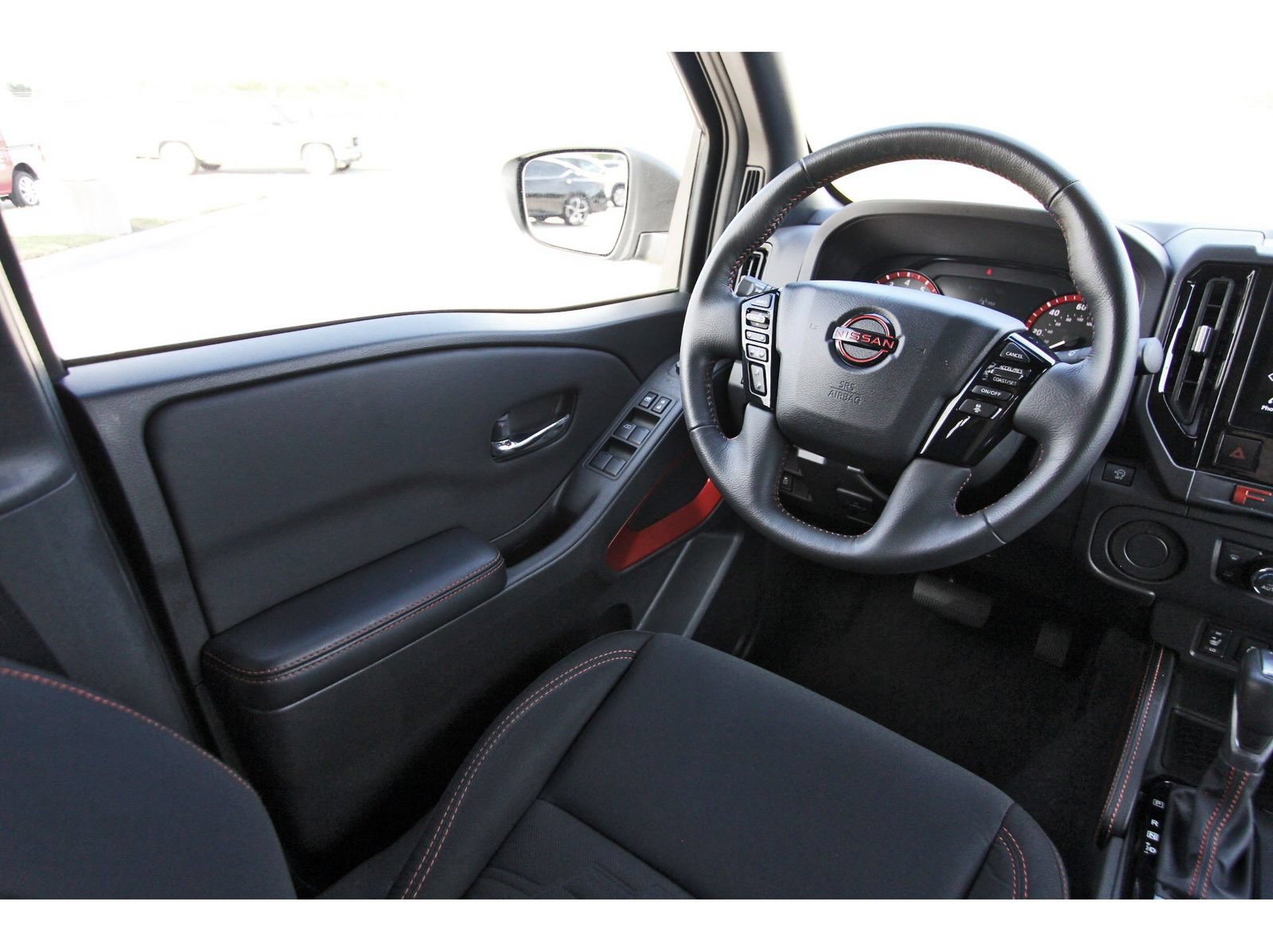 Certified 2025 Nissan Frontier Pro-X w/ Pro Convenience Package RWD image 11