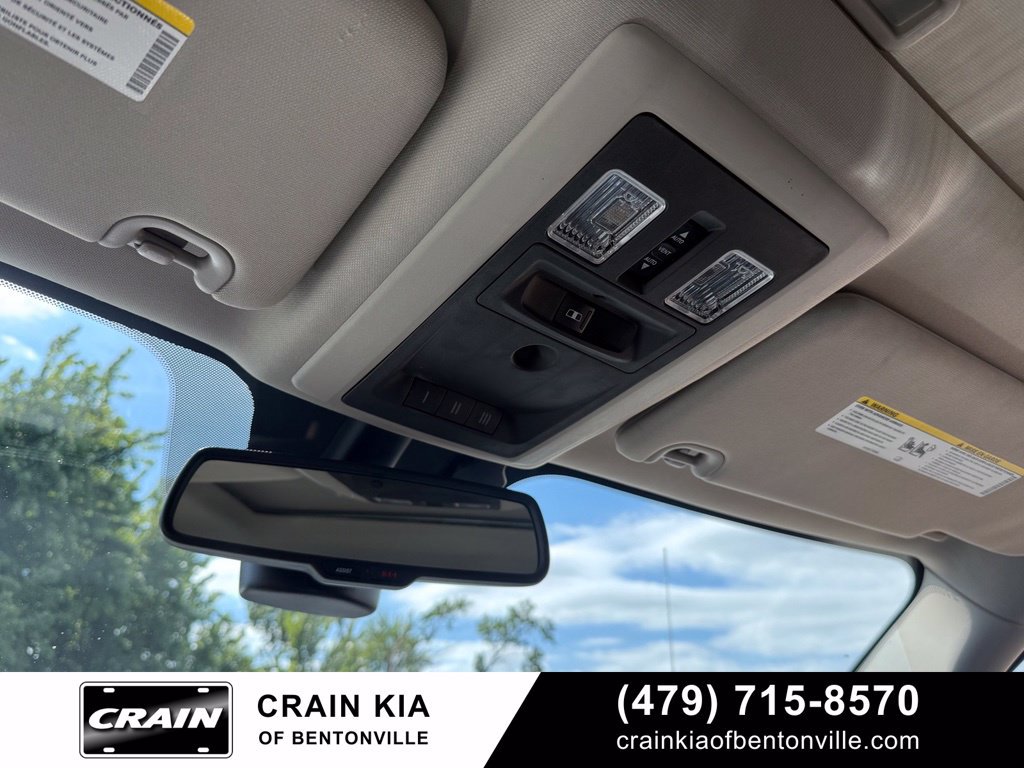 Used 2016 RAM 1500 Laramie w/ Convenience Group AWD/4WD image 19