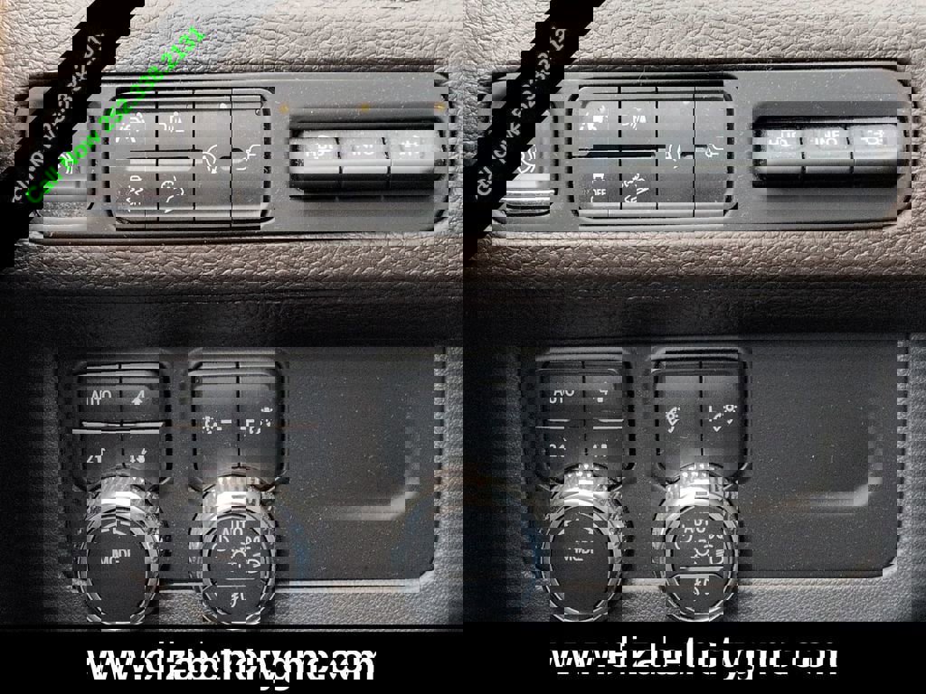 Used 2021 GMC Yukon XL Denali image 27