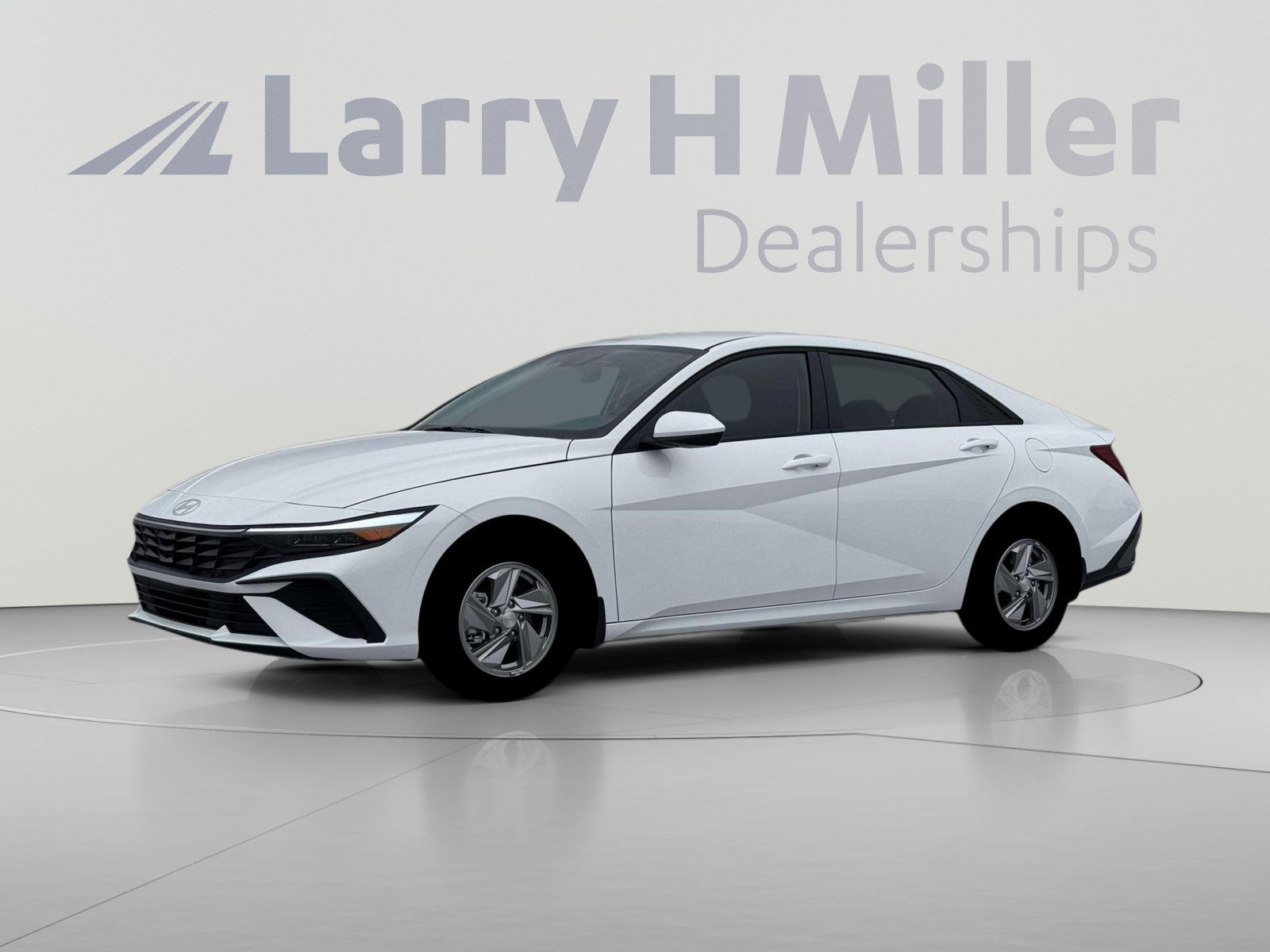 New 2026 Hyundai Elantra SE FWD image 2