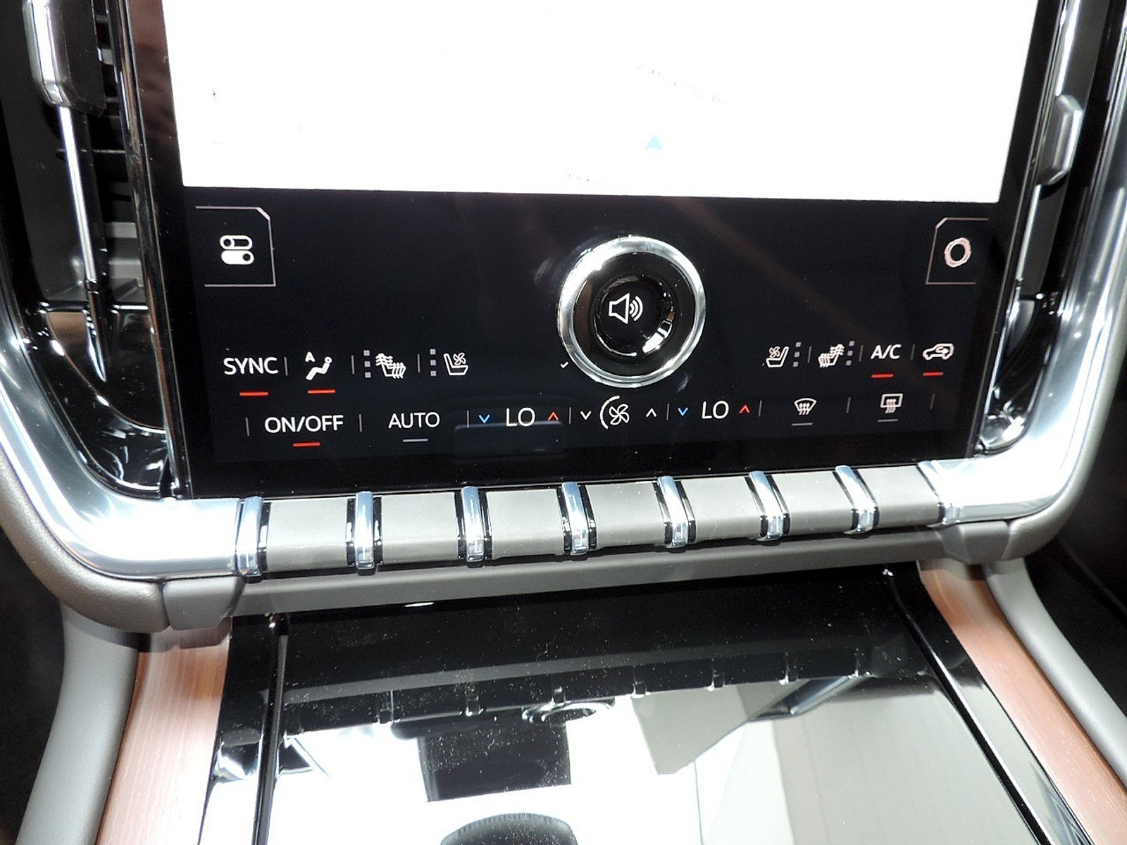 New 2026 GMC Yukon XL Denali w/ Advanced Technology Package AWD/4WD image 24