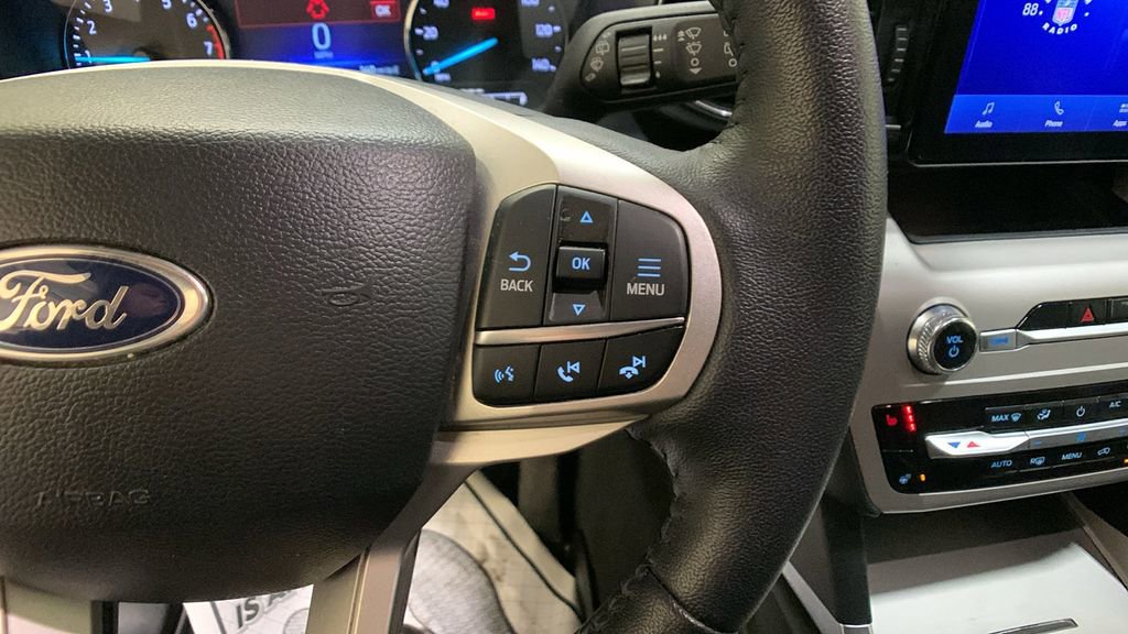 Used 2023 Ford Explorer XLT w/ Equipment Group 202A image 36
