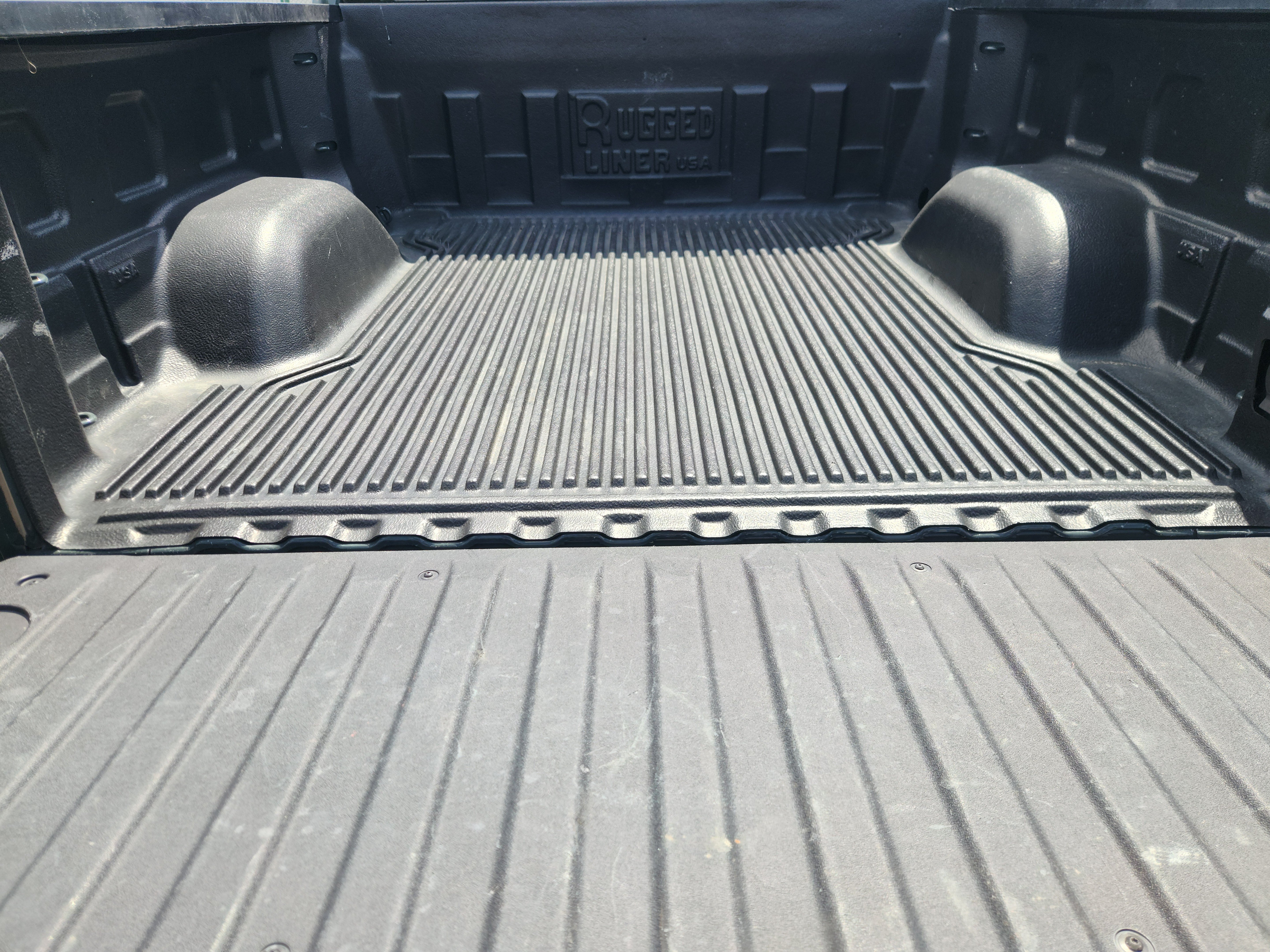 Certified 2025 Chevrolet Silverado 1500 LT AWD/4WD image 34