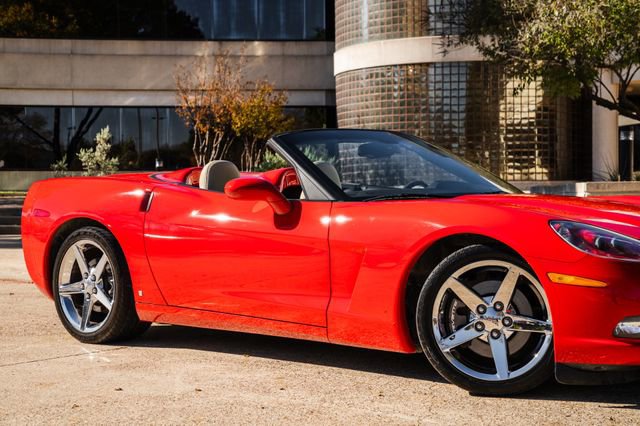 Used 2006 Chevrolet Corvette Convertible w/ Preferred Equipment Group image 33