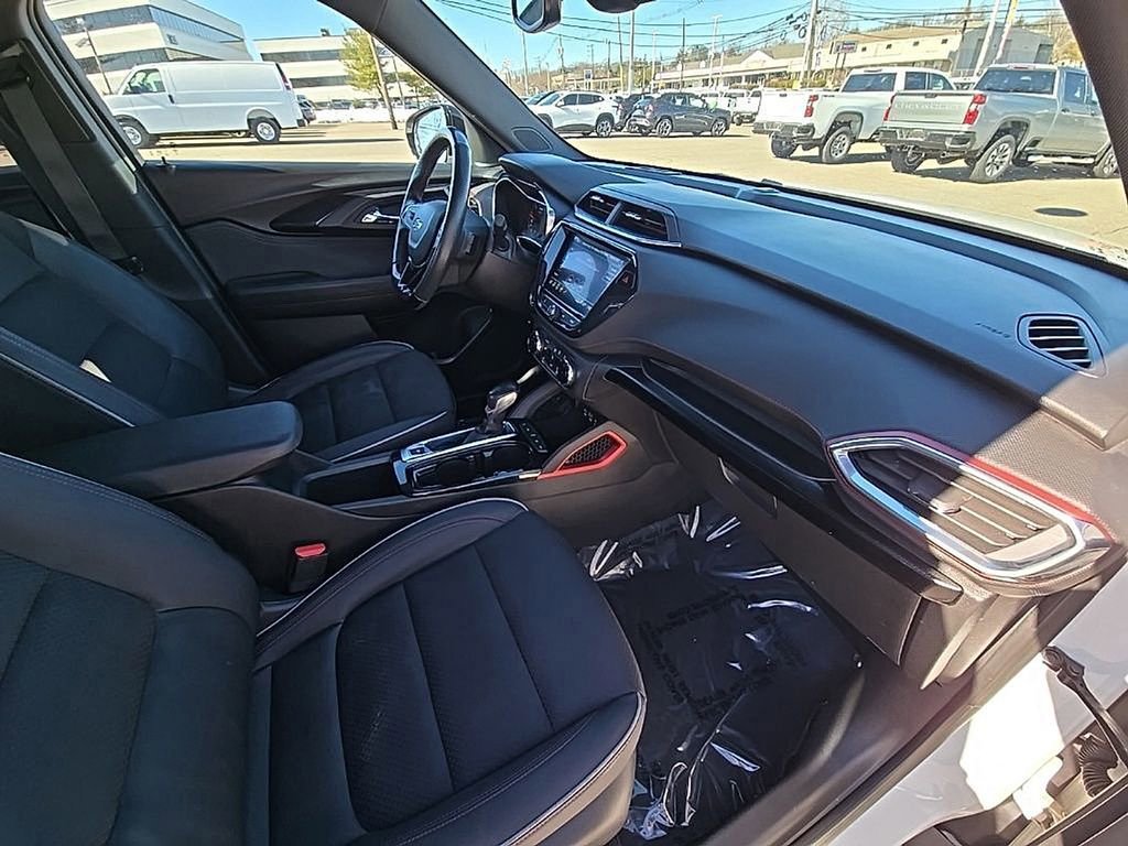 Used 2023 Chevrolet TrailBlazer RS w/ Convenience Package image 24