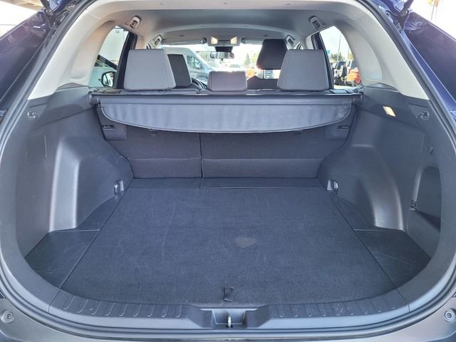 Used 2025 Toyota RAV4 XLE image 19
