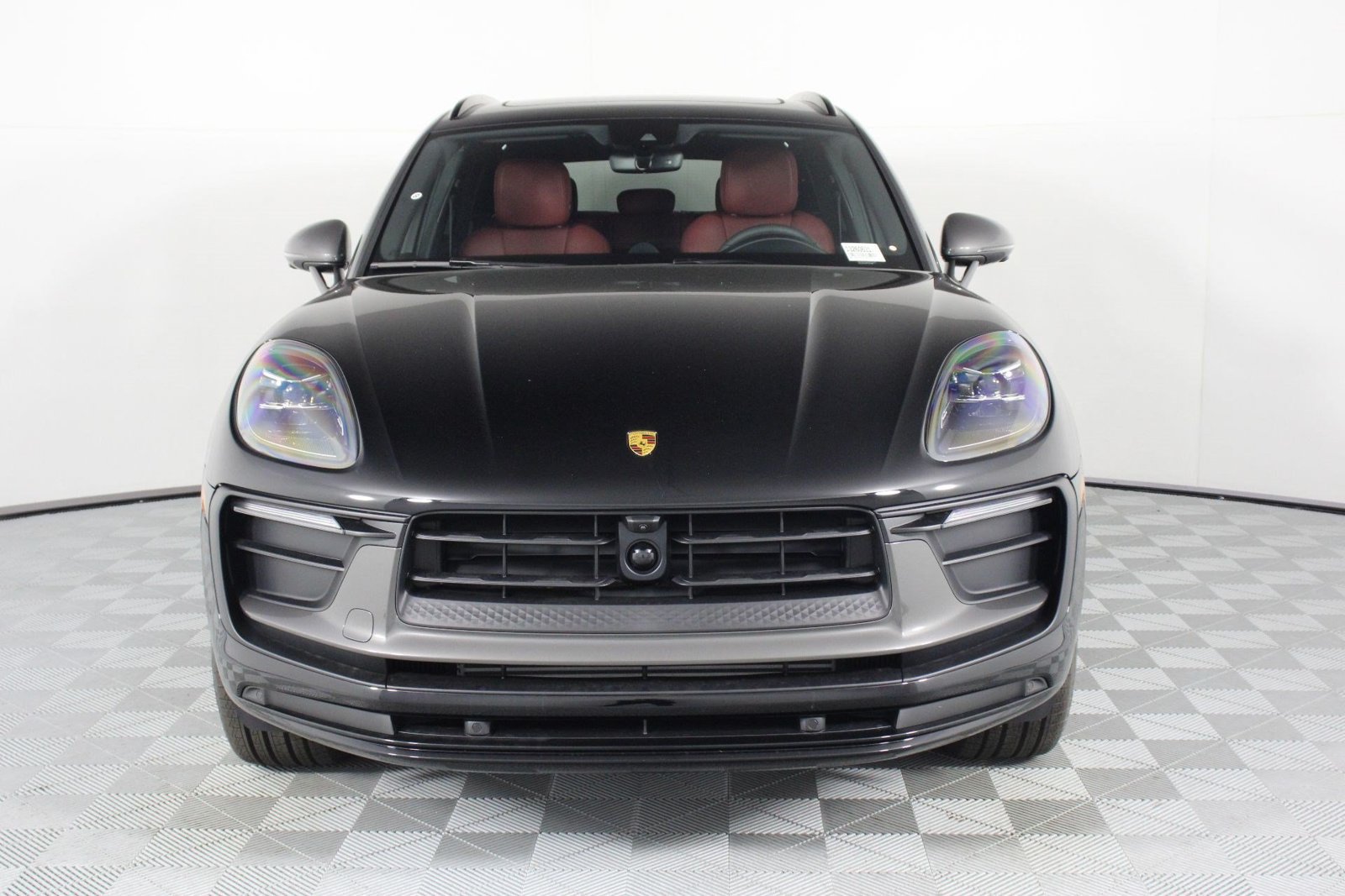 New 2026 Porsche Macan Turbo AWD/4WD image 10