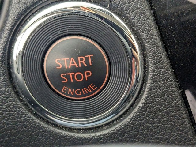 Used 2018 Nissan Rogue SL w/ Premium Package image 26