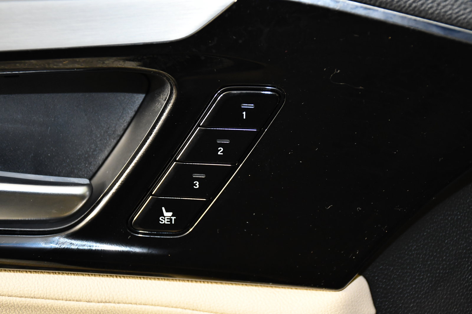 Used 2024 Acura MDX SH-AWD image 35