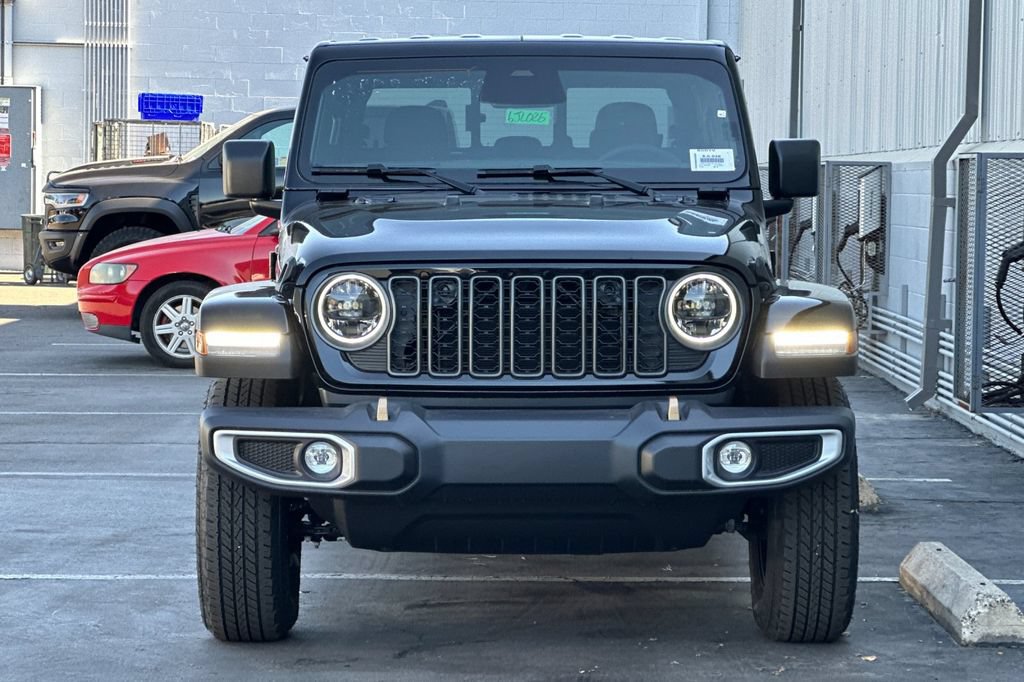 New 2026 Jeep Gladiator Sport AWD/4WD image 9