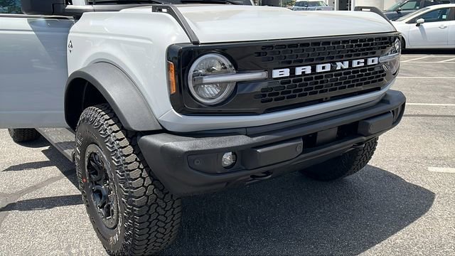 New 2026 Ford Bronco Outer Banks w/ Sasquatch Package AWD/4WD image 11