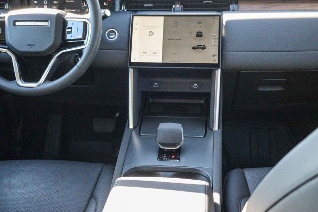 Certified 2024 Land Rover Discovery Sport S image 15