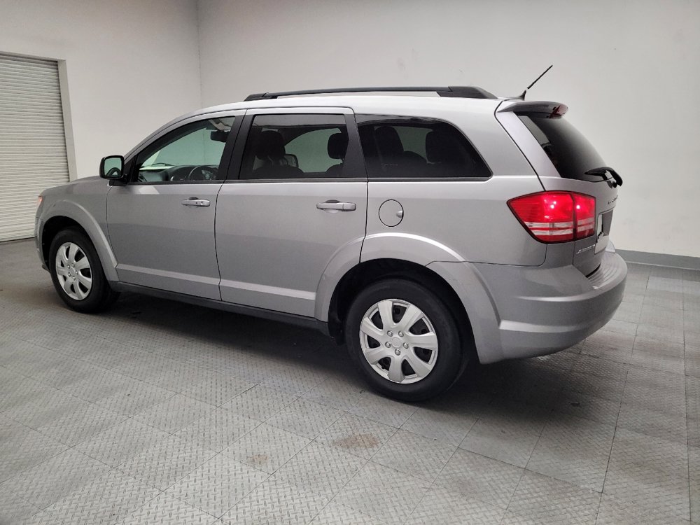 Used 2017 Dodge Journey SE w/ Flexible Seating Group FWD image 3
