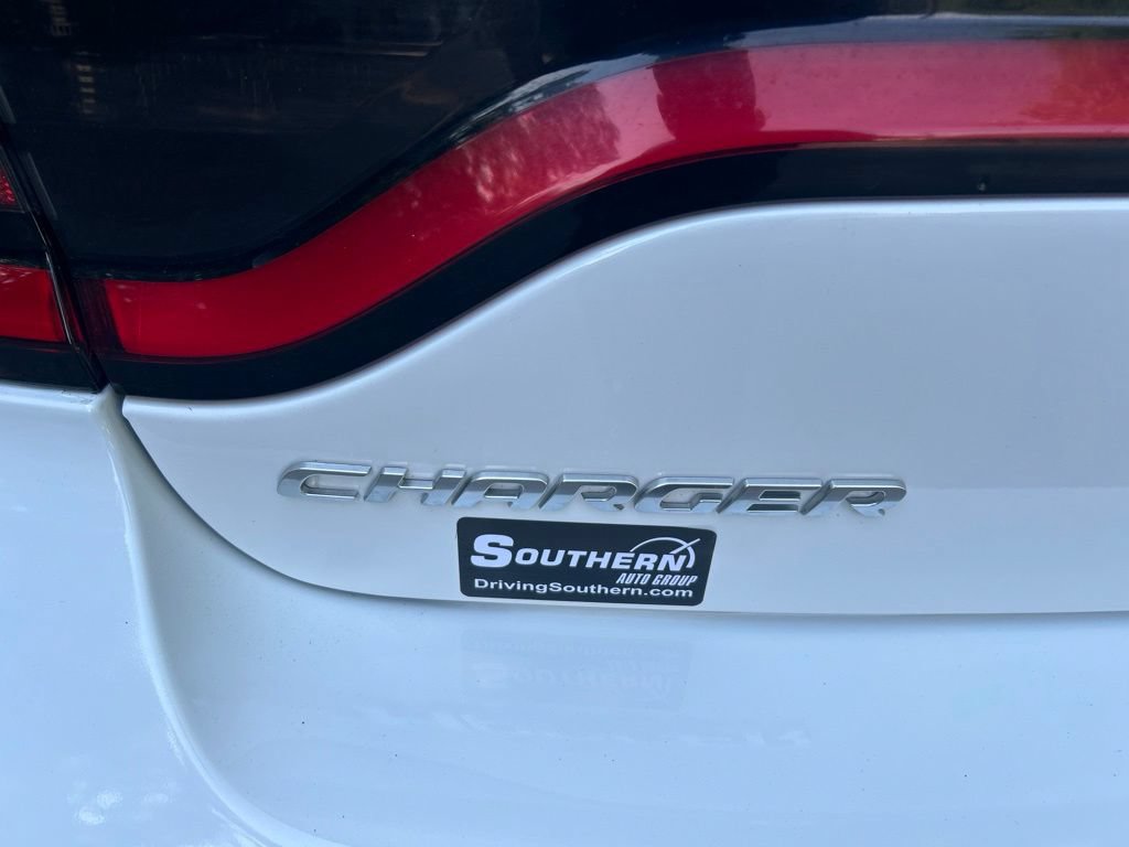 Used 2022 Dodge Charger R/T RWD image 11