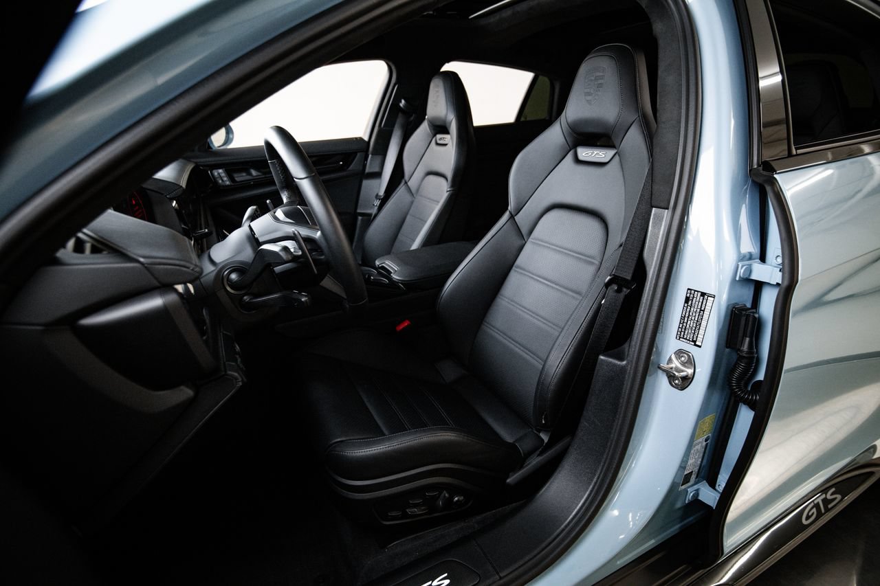 Certified 2026 Porsche Panamera GTS AWD/4WD image 5