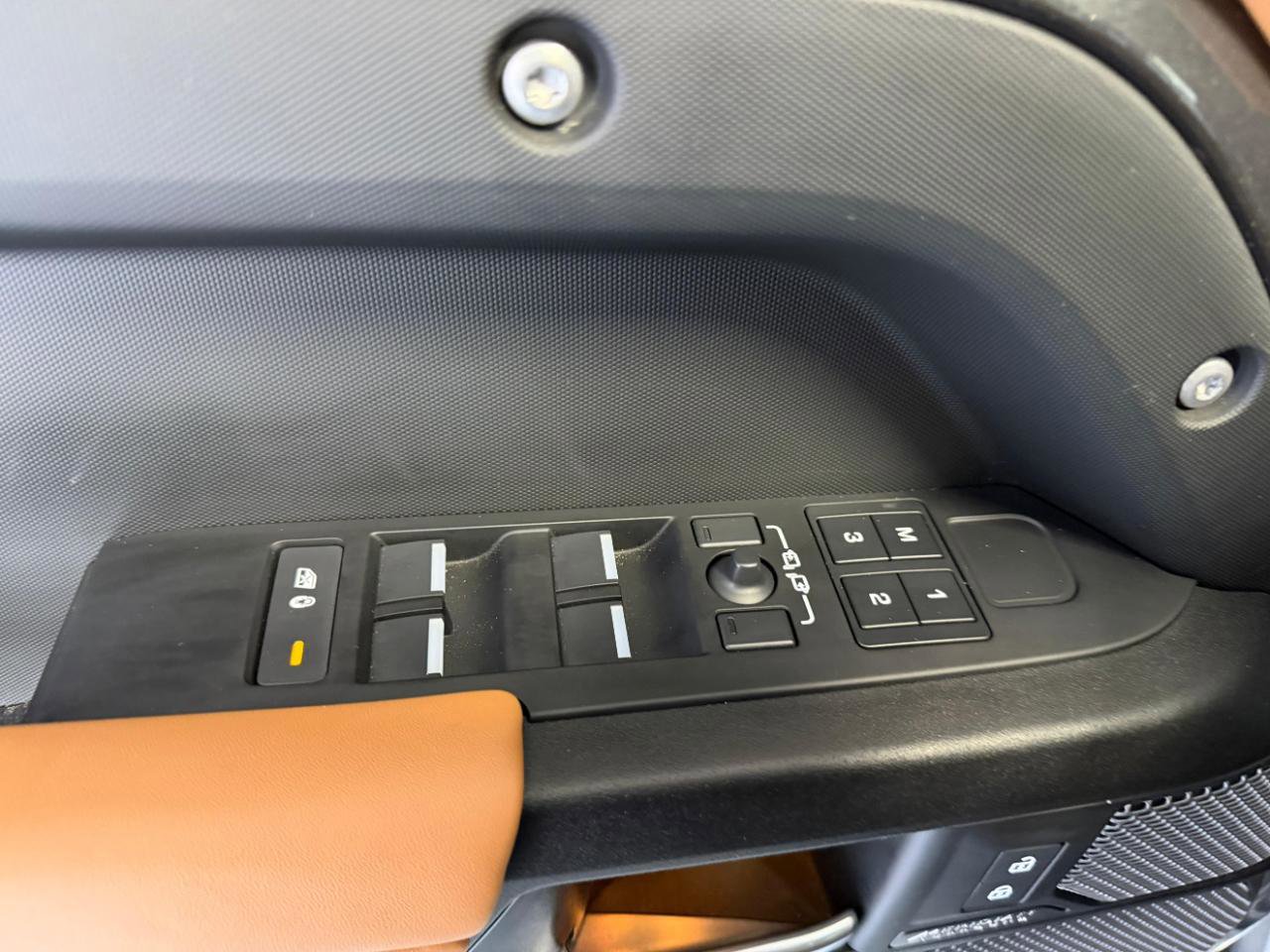 Used 2024 Land Rover Defender 110 Carpathian Edition image 14