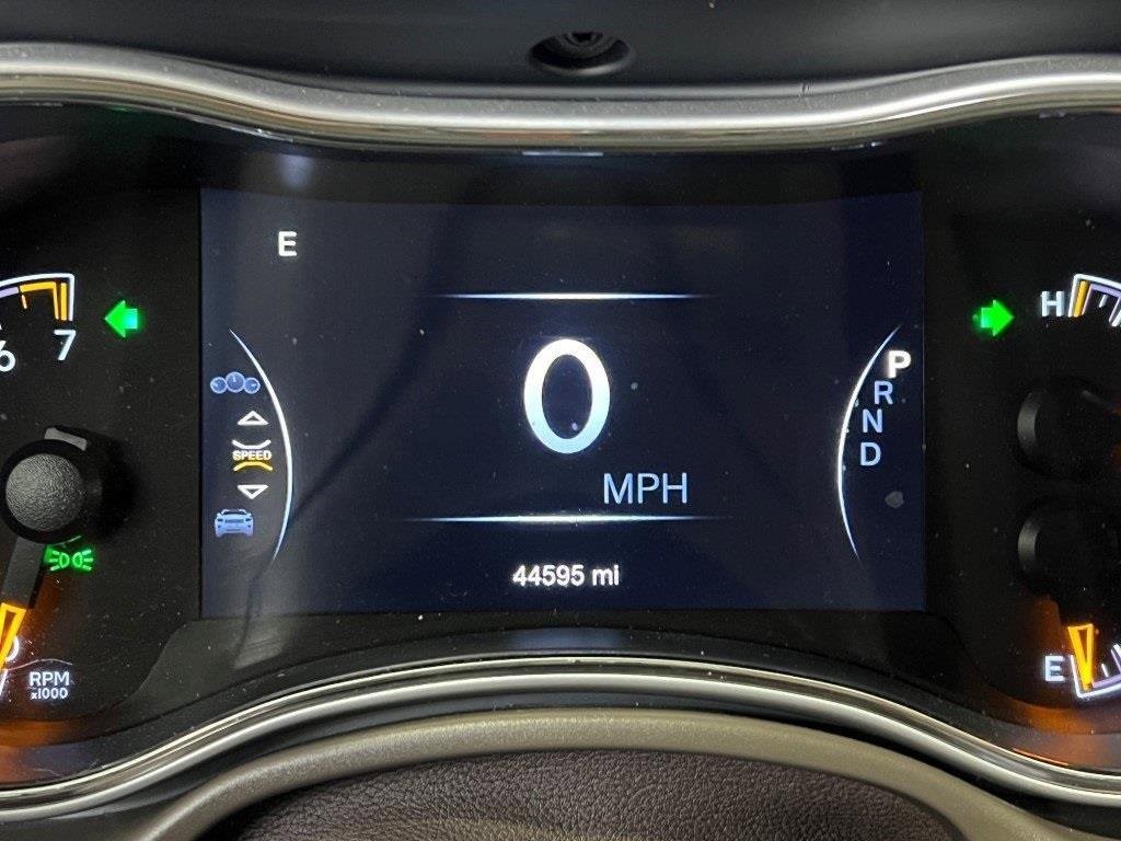 Used 2020 Jeep Grand Cherokee Summit w/ Platinum Series Group image 31