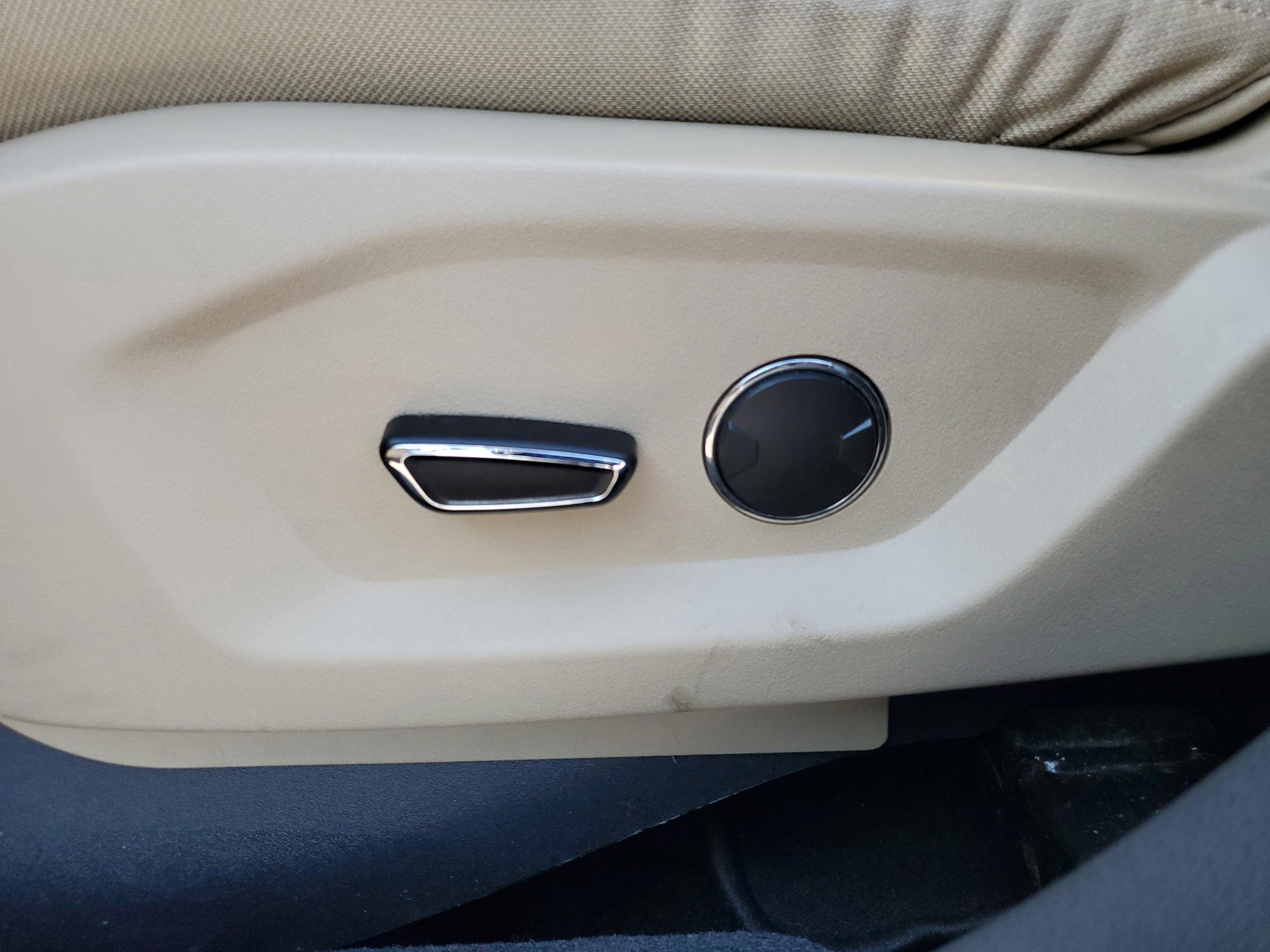 Used 2016 Ford Explorer 4WD image 18