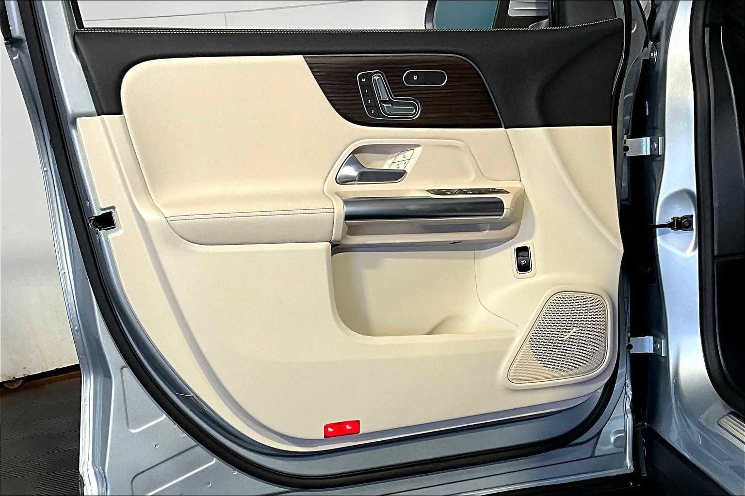 New 2026 Mercedes-Benz GLA 250 4MATIC image 11