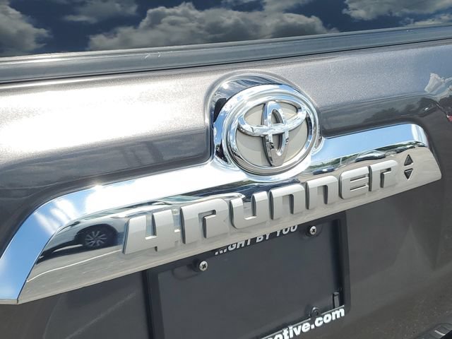 Used 2017 Toyota 4Runner Limited AWD/4WD image 6