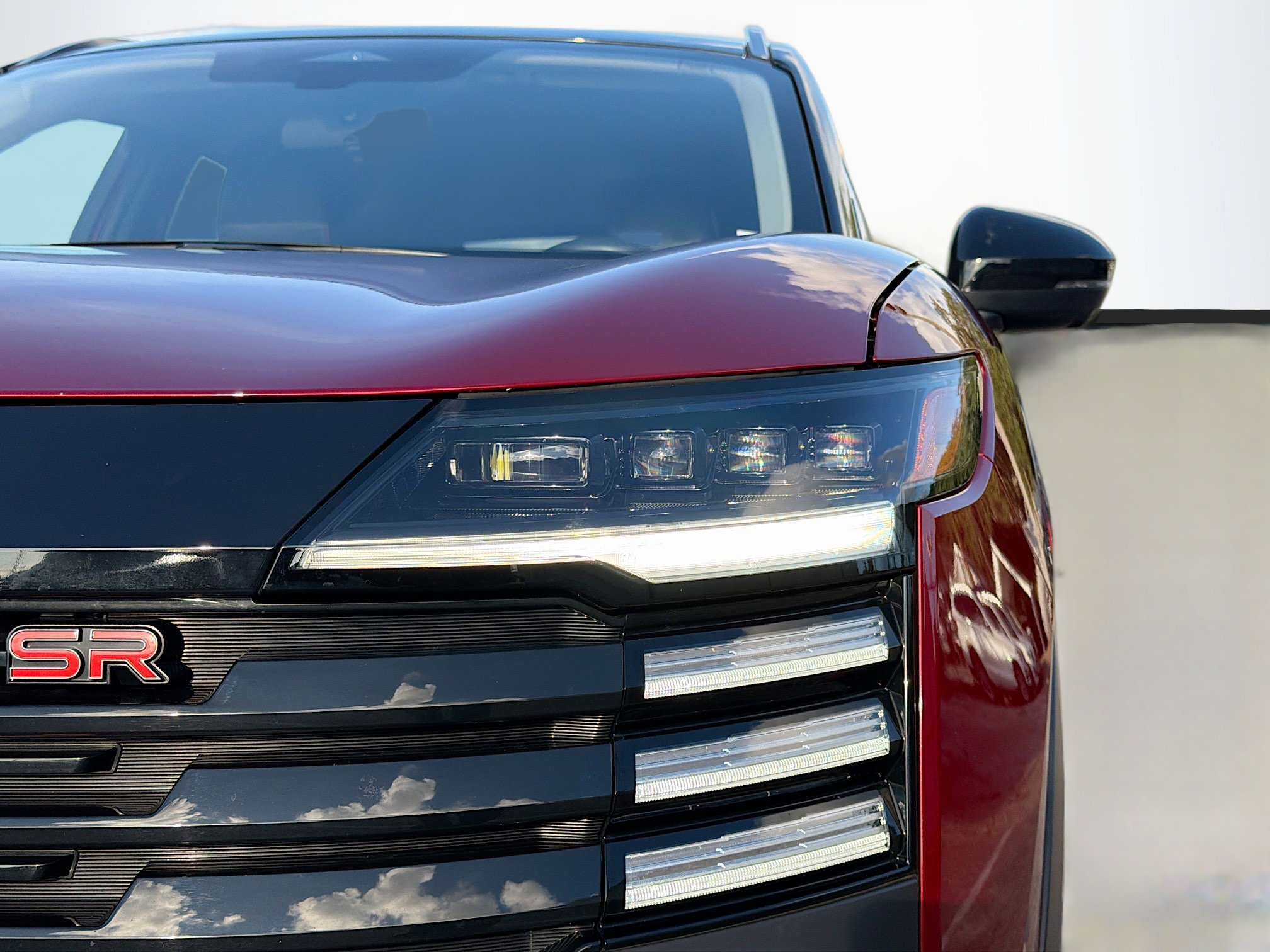 Used 2025 Nissan Kicks SR image 9