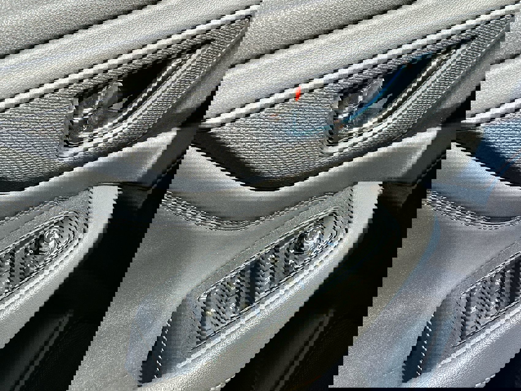 Used 2022 Subaru Outback Wilderness image 13