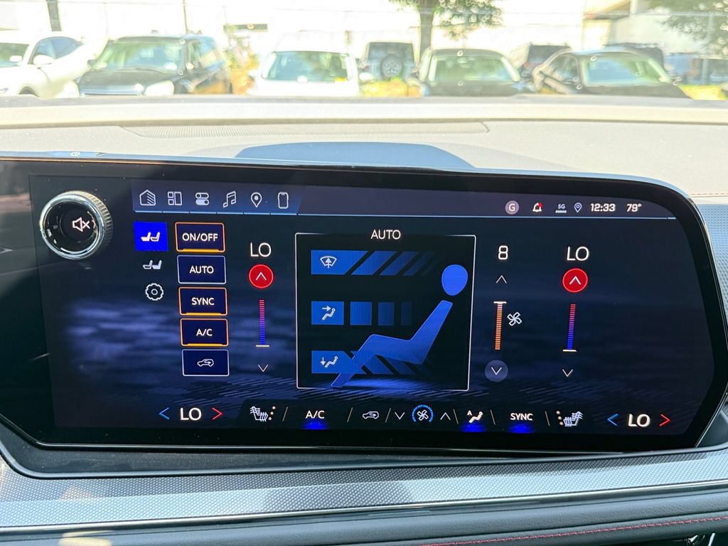 New 2026 Chevrolet Suburban RST AWD/4WD image 17