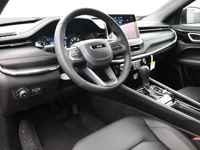 Used 2024 Jeep Compass Limited image 19