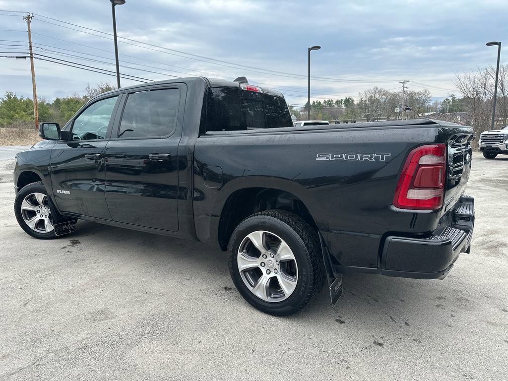 Used 2023 RAM 1500 Laramie AWD/4WD image 3