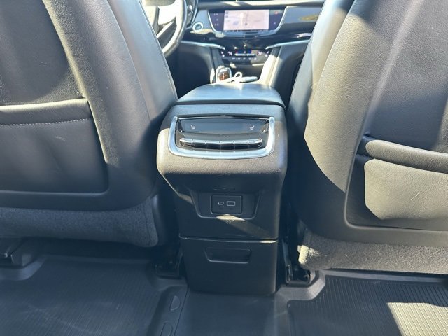 Used 2020 Cadillac XT6 Premium Luxury w/ Platinum Package image 16