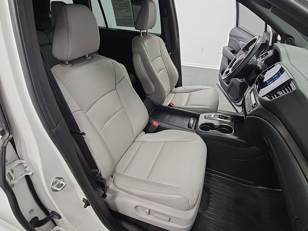 Used 2022 Honda Passport EX-L image 41