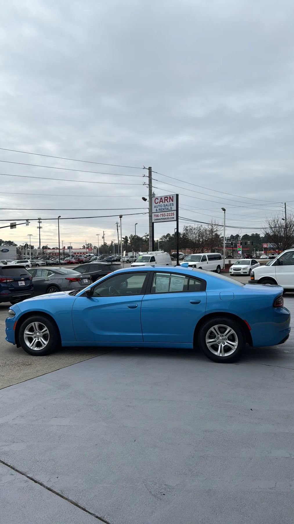 Used 2023 Dodge Charger SXT image 4