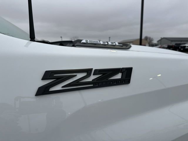 Used 2024 Chevrolet Silverado 2500 LTZ w/ LTZ Premium Package image 33