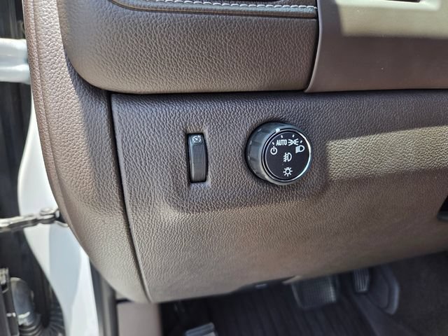 Used 2021 GMC Canyon Denali RWD image 23
