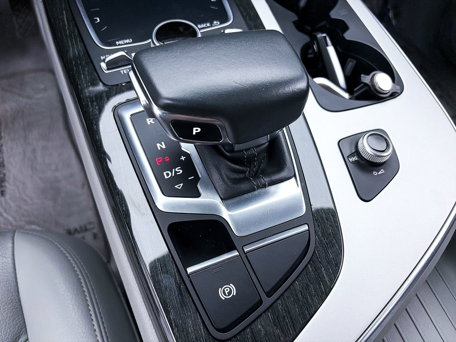 Used 2019 Audi Q7 2.0T Premium Plus w/ Premium Plus Package image 28