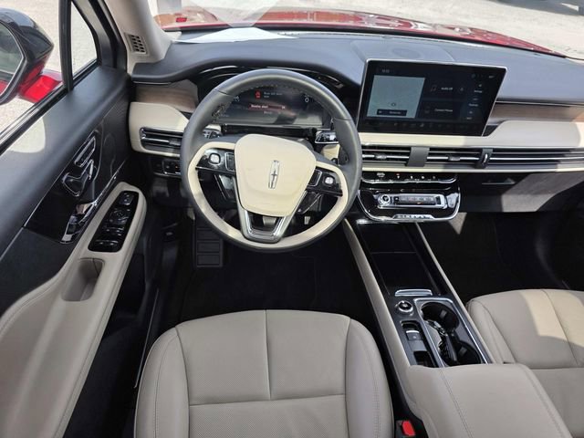 Used 2025 Lincoln Corsair Reserve w/ Jet Appearance Package image 6