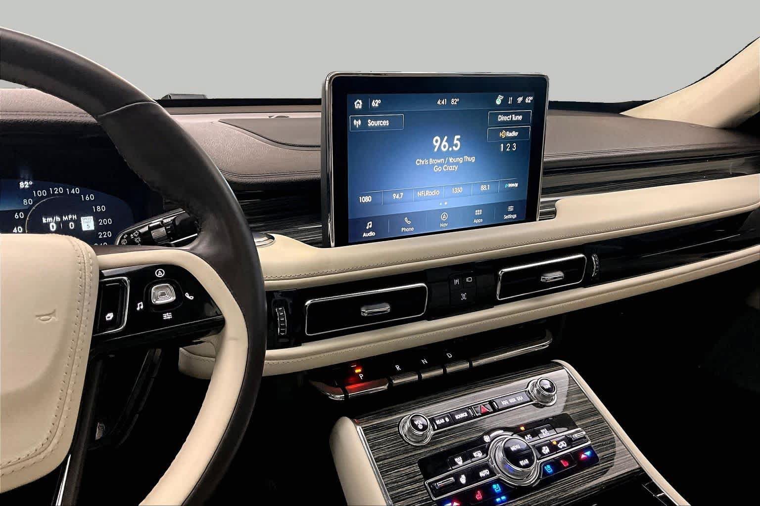 Used 2022 Lincoln Aviator Black Label w/ Dynamic Handling Package AWD/4WD image 7