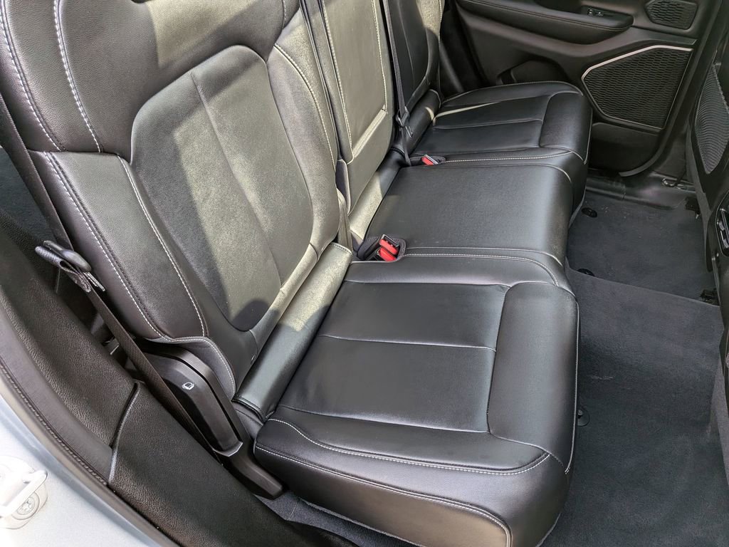 Used 2022 Jeep Grand Cherokee Limited 4xe image 29