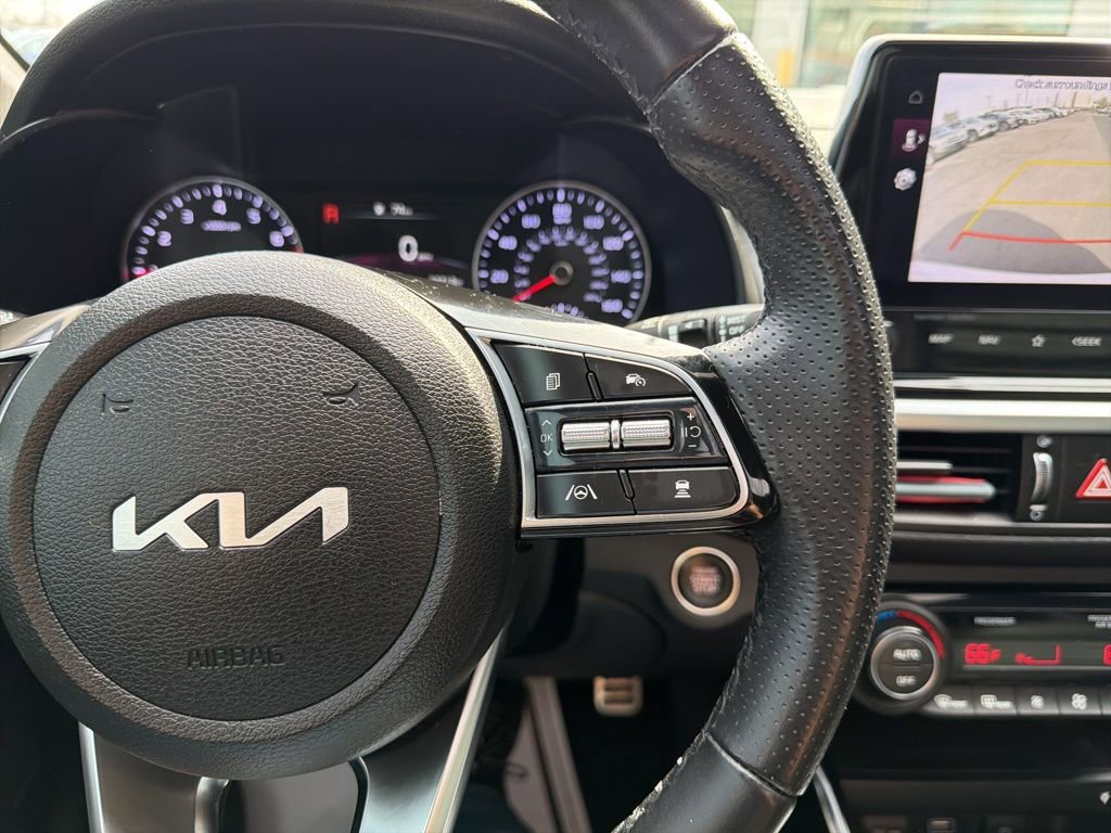 Used 2022 Kia Forte GT-Line w/ GT-Line Premium Package image 32