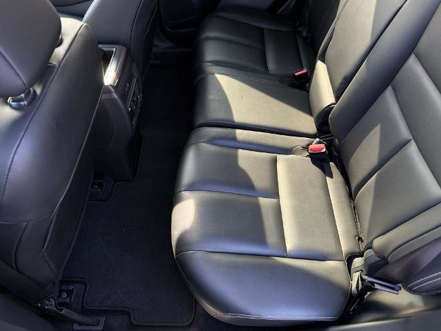 Certified 2024 Nissan Murano SV w/ SV Midnight Edition Package FWD image 12