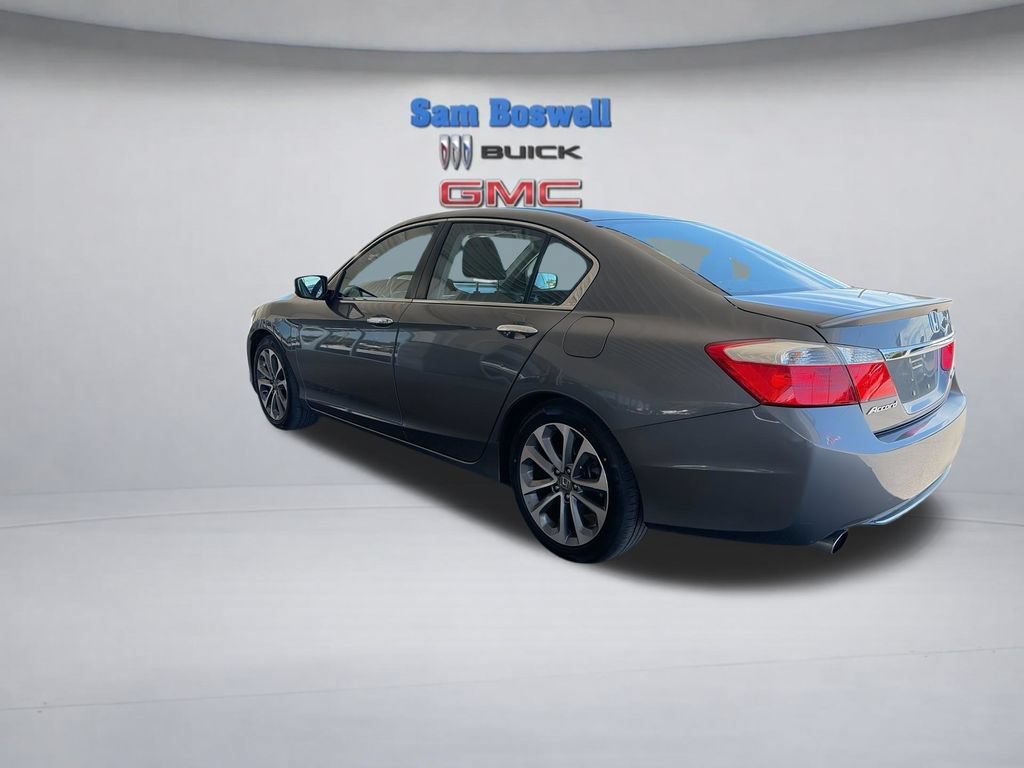 Used 2015 Honda Accord Sport image 6