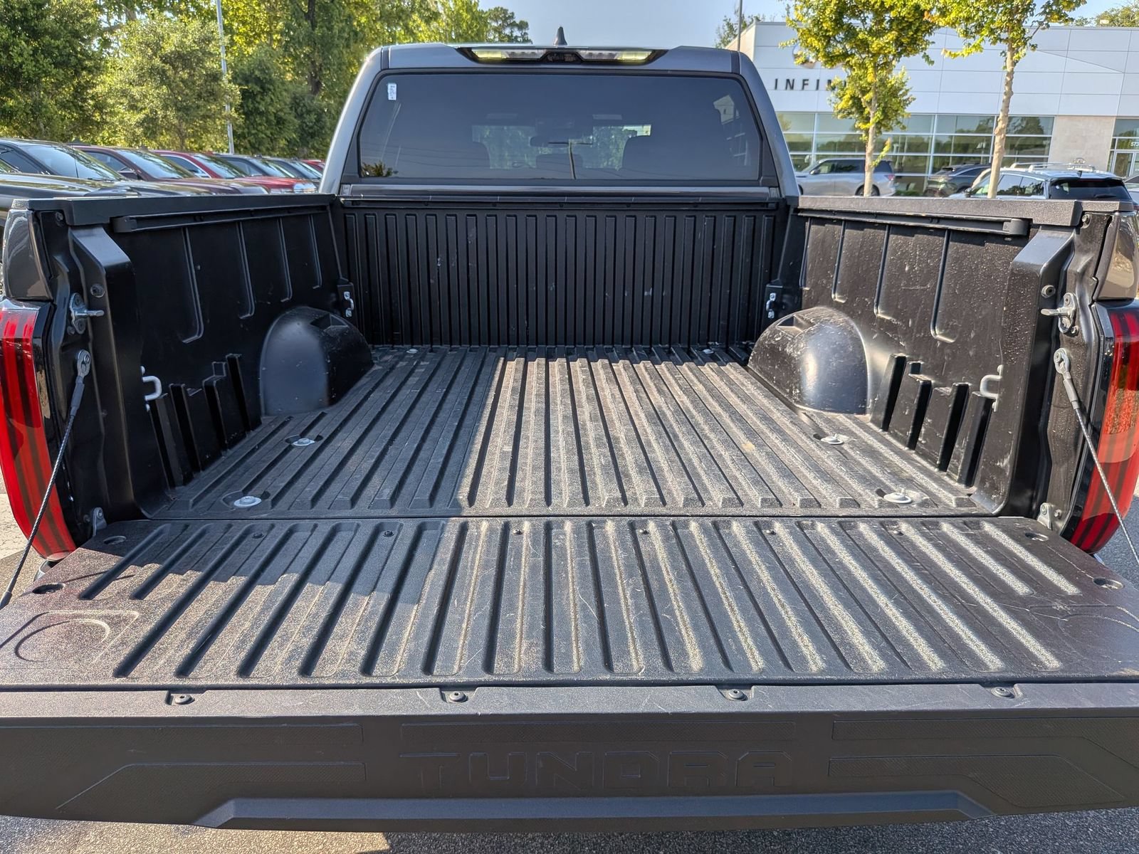 Used 2025 Toyota Tundra SR5 AWD/4WD image 31