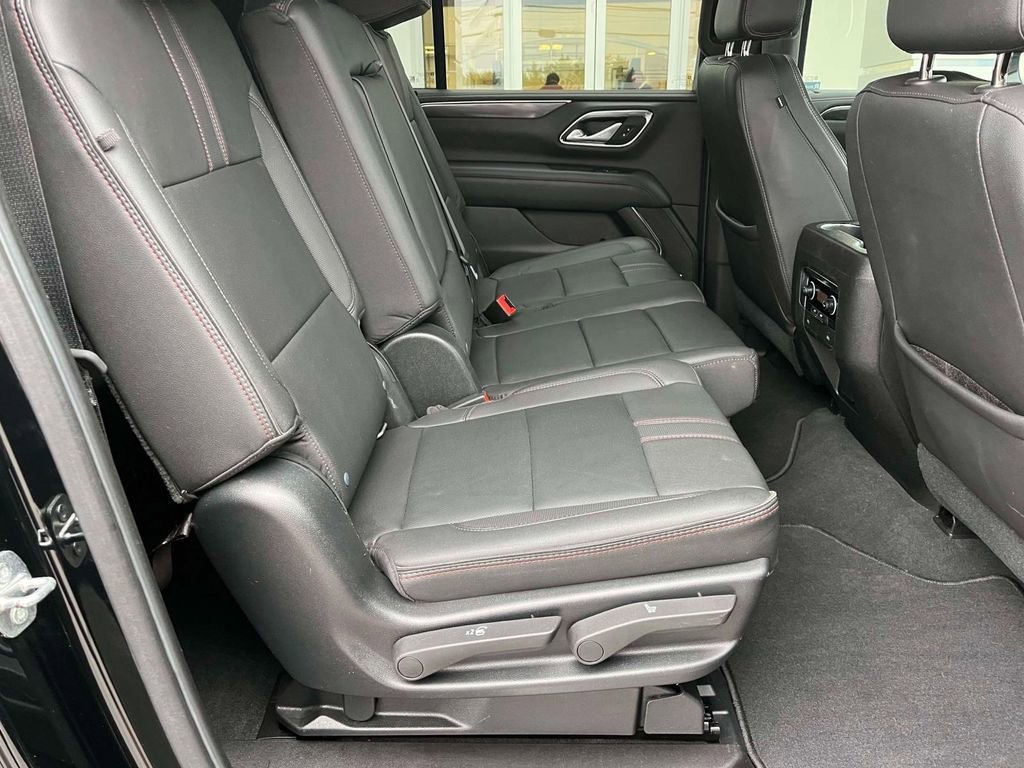 Used 2021 Chevrolet Suburban RST image 21