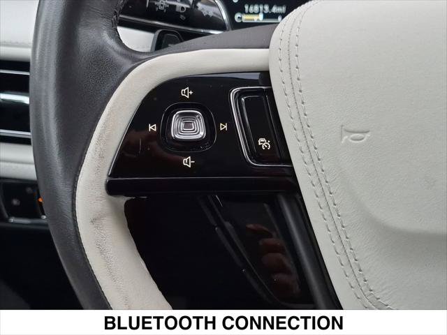 Used 2023 Lincoln Aviator Black Label w/ Class IV Trailer Tow Package AWD/4WD image 14