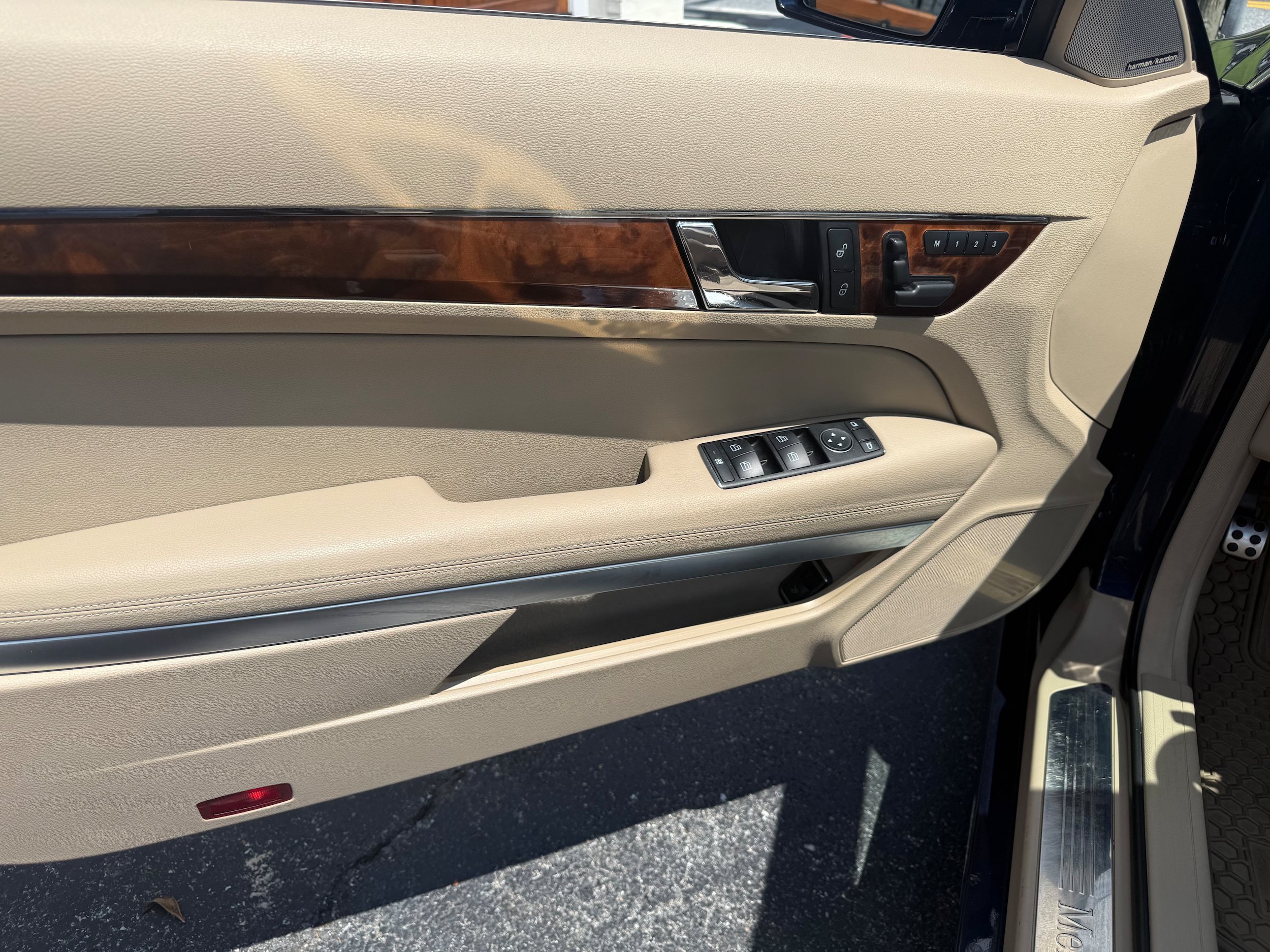 Used 2012 Mercedes-Benz E 350 Cabriolet image 17