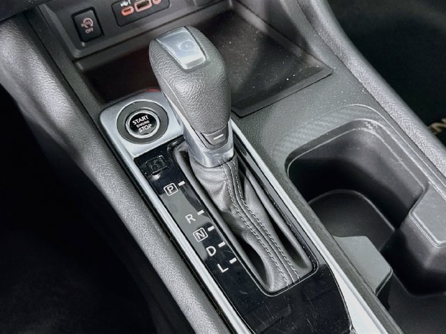 Used 2024 Nissan Sentra SV FWD image 17