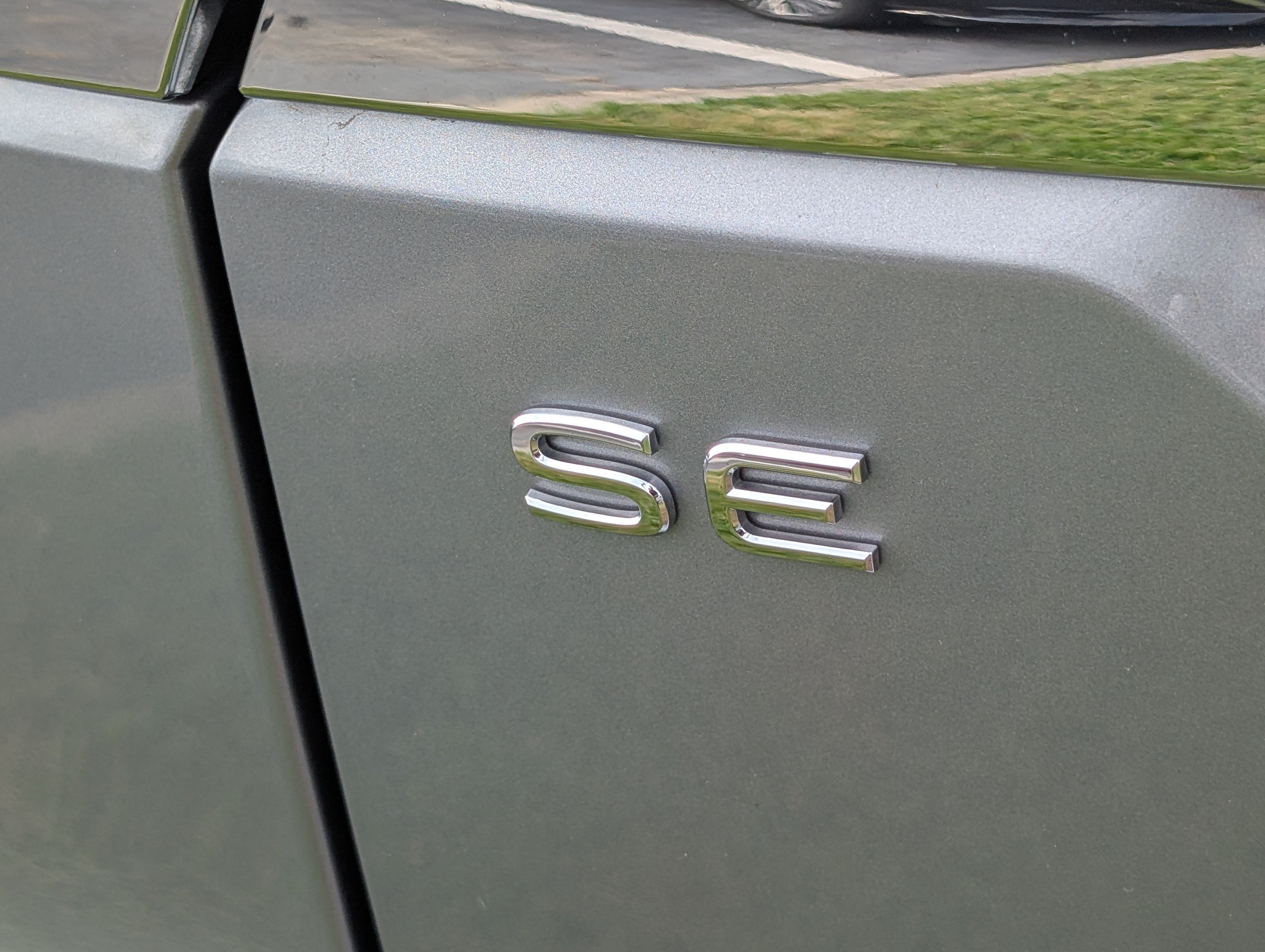 Used 2026 Volkswagen Atlas SE w/ Panoramic Sunroof Package FWD image 9